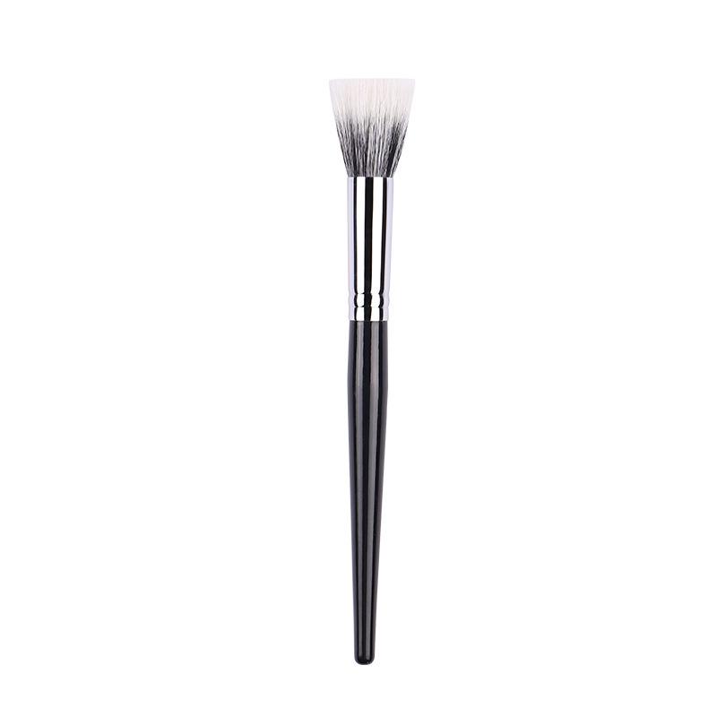Flat Head Blush Stippling Brush - Fine Goat Hair Makeup Tool