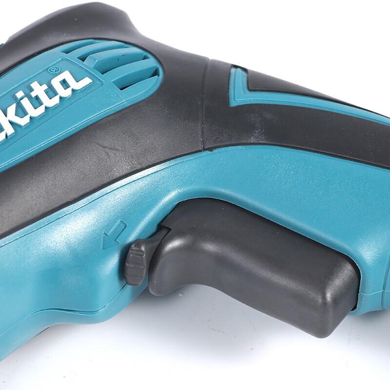 Makita TD0100 Multifunkční elektrický rázový utahovák 230W CN zástrčka (adaptér součástí dodávky)
