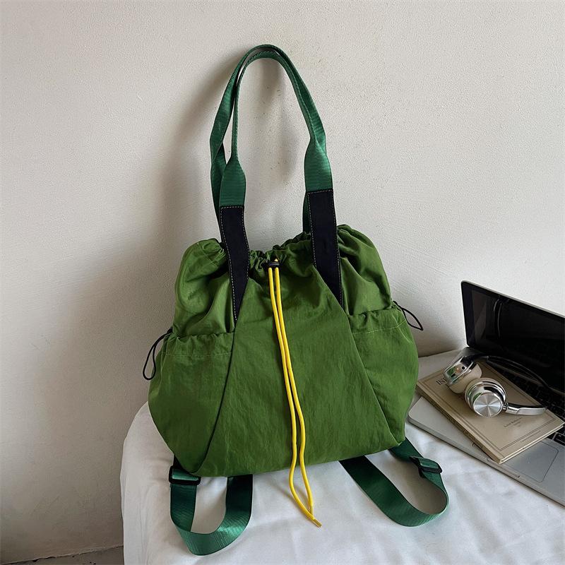 

Korean version of niche simple fashion bag women 2025 autumn new college students high value large capacity backpack women зелёный