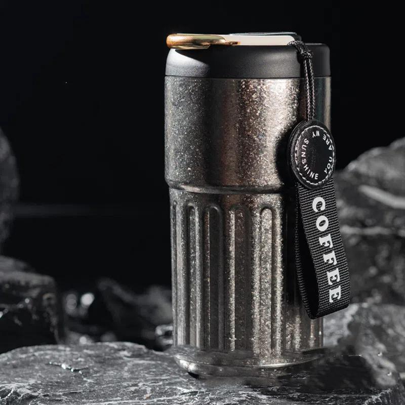 New Simple Appearance Level Intelligent Temperature Measuring Coffee Cup Portable Car with Advanced Coffee Cup Thermos Cup