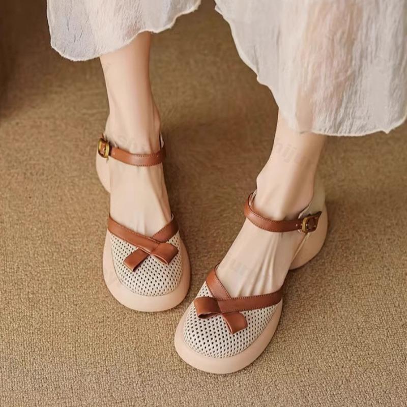 Fashion Retro Style Hollow Toe Breathable Thick Heel Sandals for Women's Summer 2025 New Fashion Bows Designed Elegant Comfortable Pumps