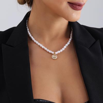 Κολιέ και μενταγιόν – Περιδέραια και κολιέ