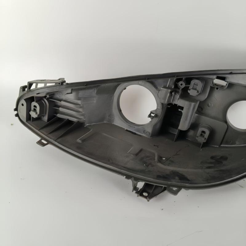 Scheinwerfer-Rückabdeckung für Peugeot 408 (2008-2013) und 308 - Schwarz