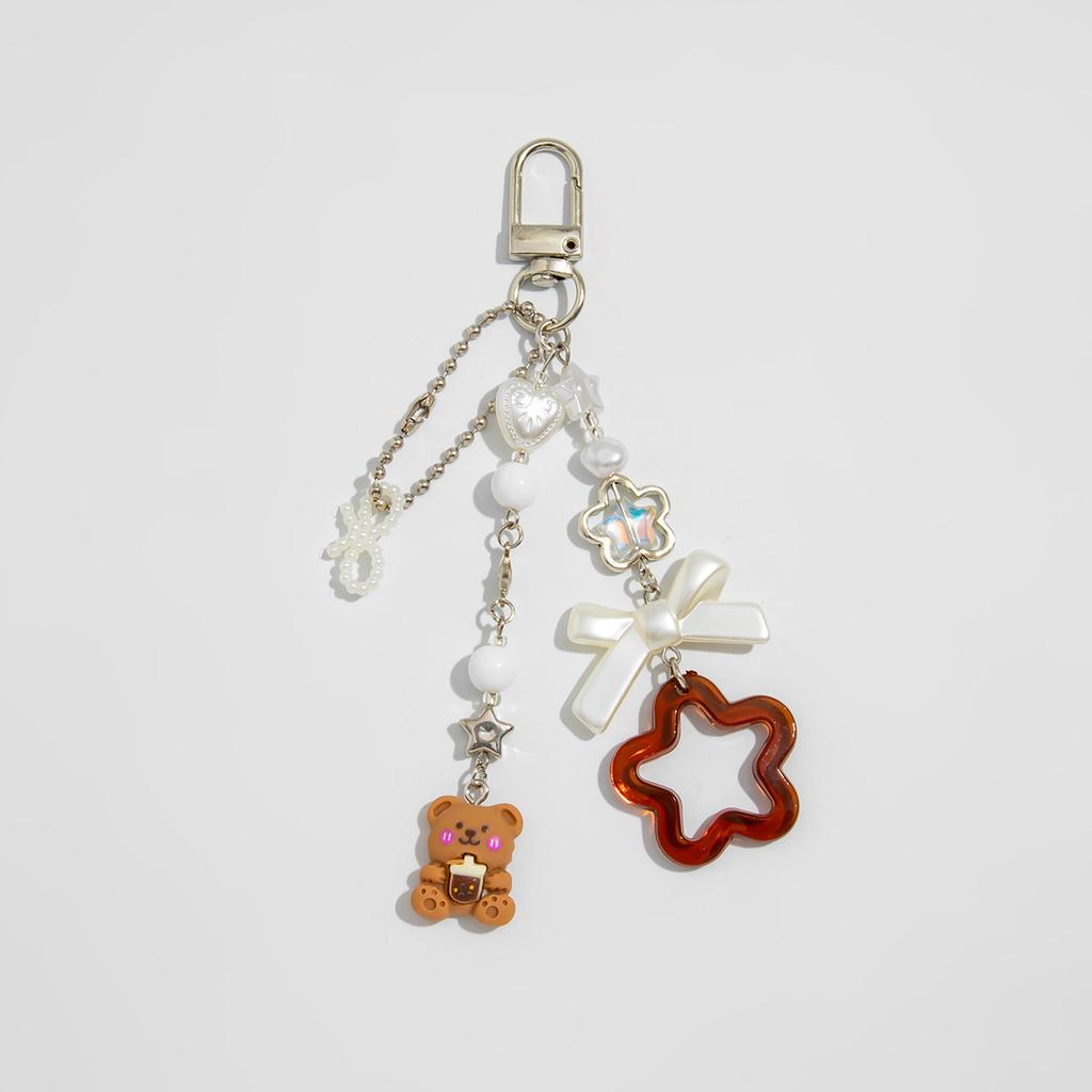 Creative Strawberry Cake Keychain Pendant, Wind Imitation Pearl Bow Bear Bag Pendant