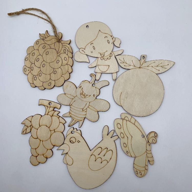 Creative Cartoon Wood Slice Pendant with Hemp Rope for DIY Christmas Tree Decoration Crafts