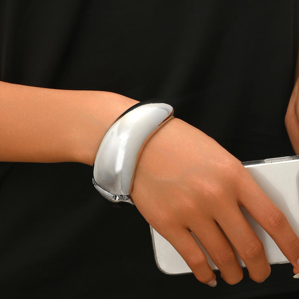 Wind Women's Bracelet Niche Light Luxury Design Geometric 18k Glossy Bracelet Personalized Plain Ring Jewelry Women