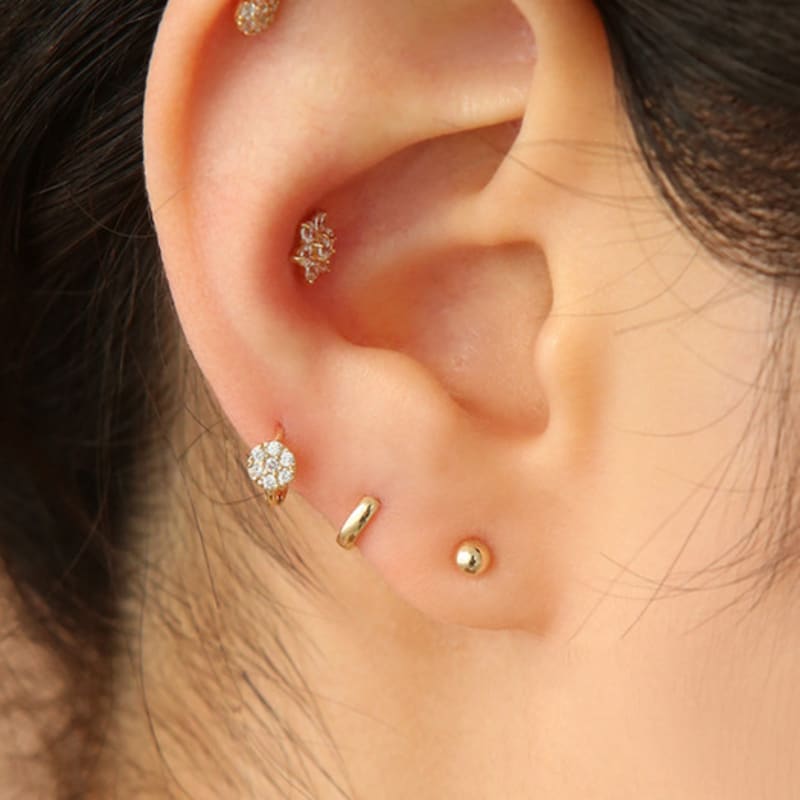 LUNNE 14k Snowflake Cubic Piercing (14K Gold) #W11