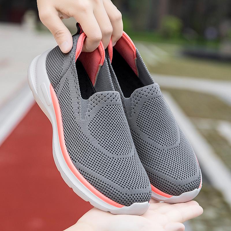 Couples Slip-on Casual Shoes Lightweight Flats Breathable Knitted Loafers Women Men Comfortable Daily Walking Shoes