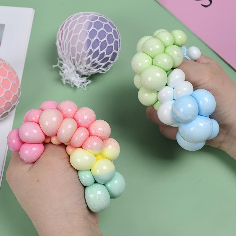 Novelty Color-Changing Grape Squeeze TPR Rubber Stress Ball Toy