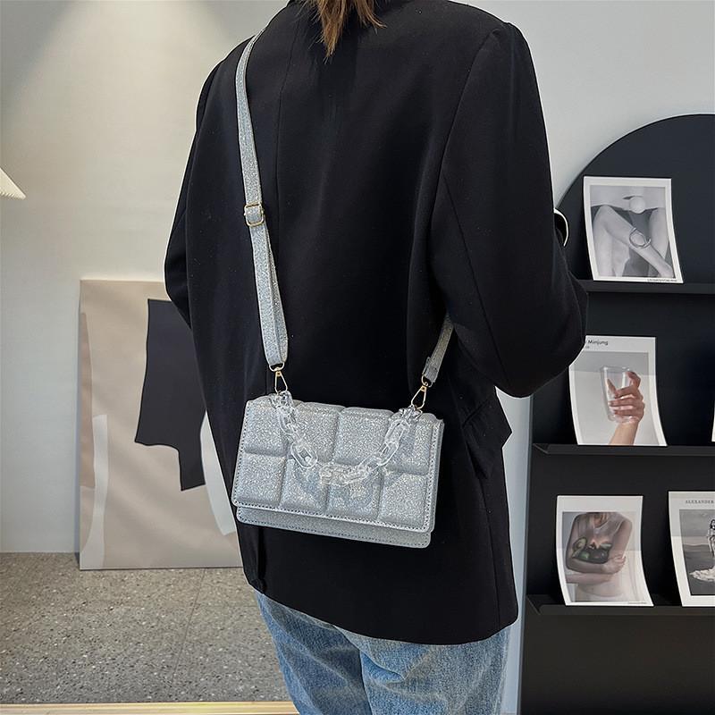 Stylish Chain Minimalist Square Bag 2023 Summer New Casual Commuter Shoulder Bag Trendy Popular Handbag