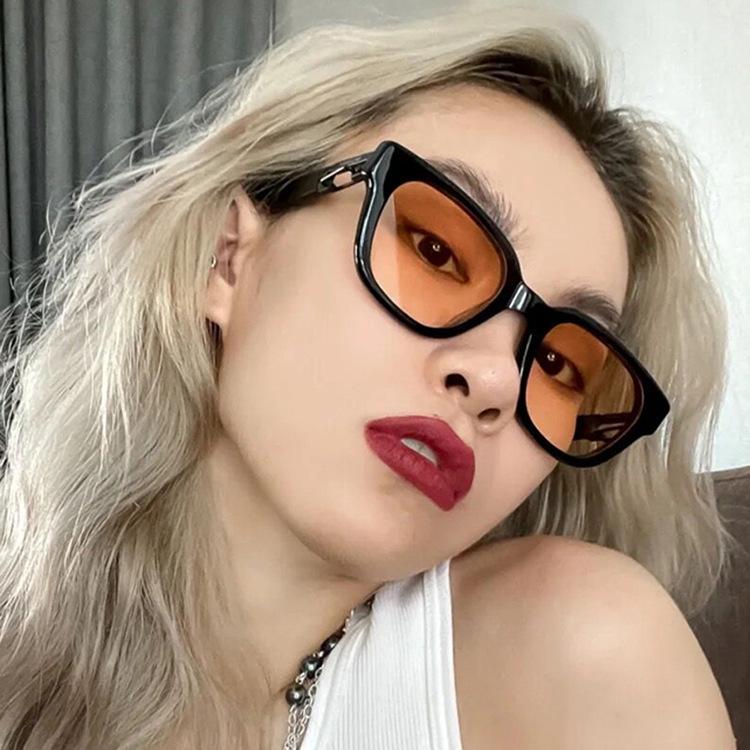William Chan Style 2022 Korean Square Sunglasses with Paperclip Buckle Decoration