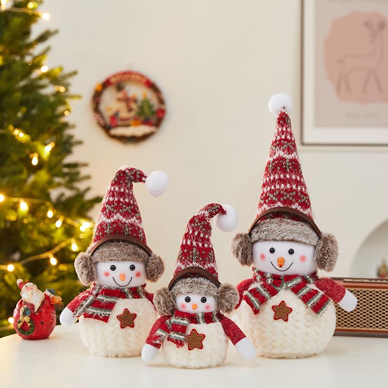 Christmas Snowman Plush Ornaments and Santa Doll Photo Props for Store Displays