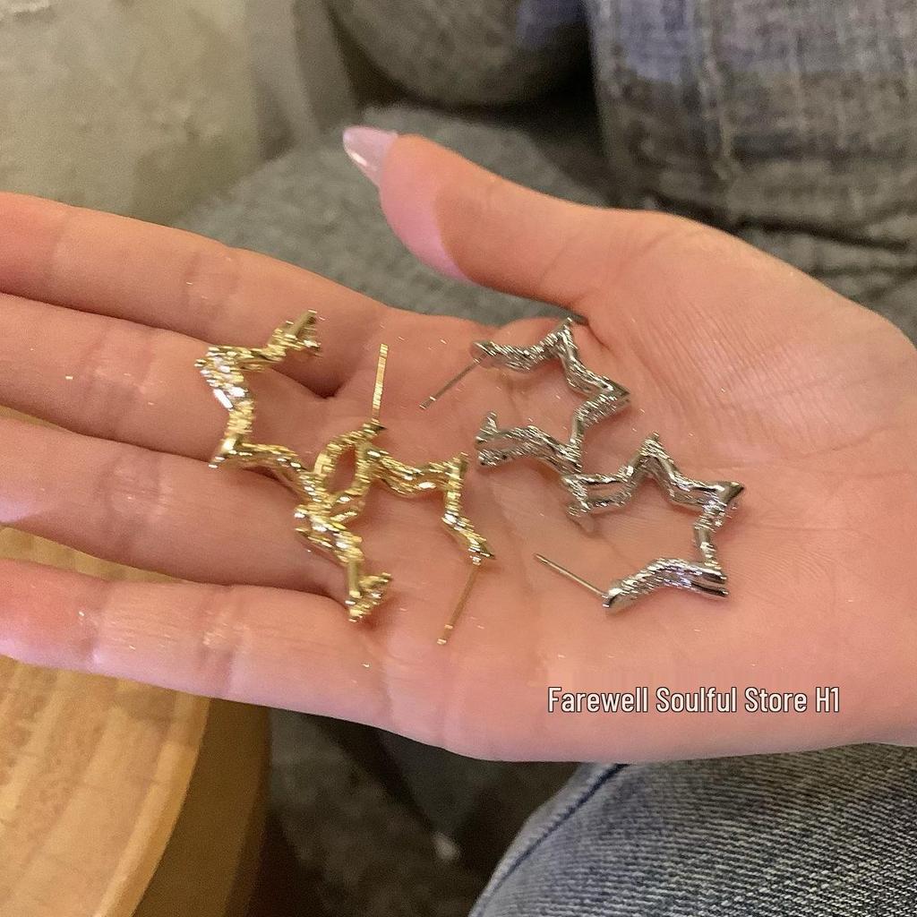 Bestselling 2024 Minimalist Metal Star Stud Earrings - Cold Style Hoops for Women