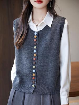 Women's French Retro Knit Vest: Round Neck, Sleeveless Tank Top, Autumn Layering Sweater 2025