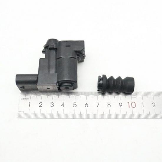 Fuel Tank Cover Door Lock Buckle Motor Spring Lock Latch For Jeep Renegade 16+