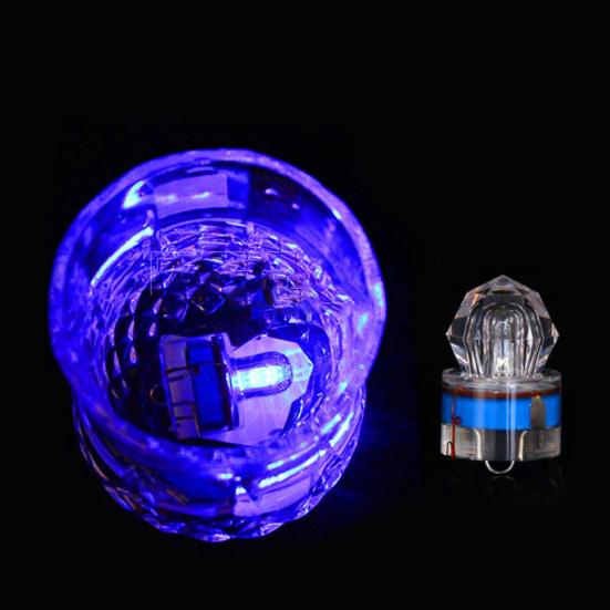 Fankeao Deep Sea Diamond Shape Underwater LED Fishing Light Squid Strobe Bait Lure Tool