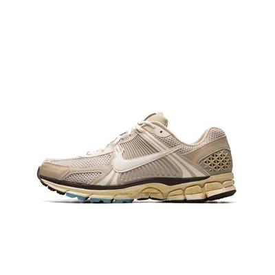 Zoom Vomero 5 Oatmeal