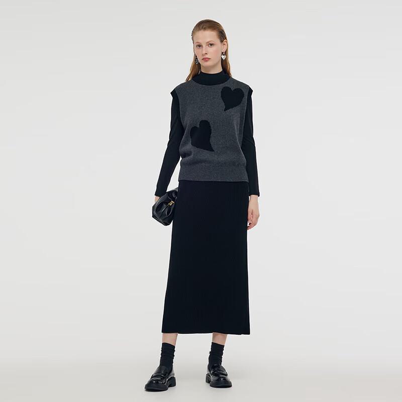 GOELIA Women's Heart Jacquard Vest & Knit Top Set