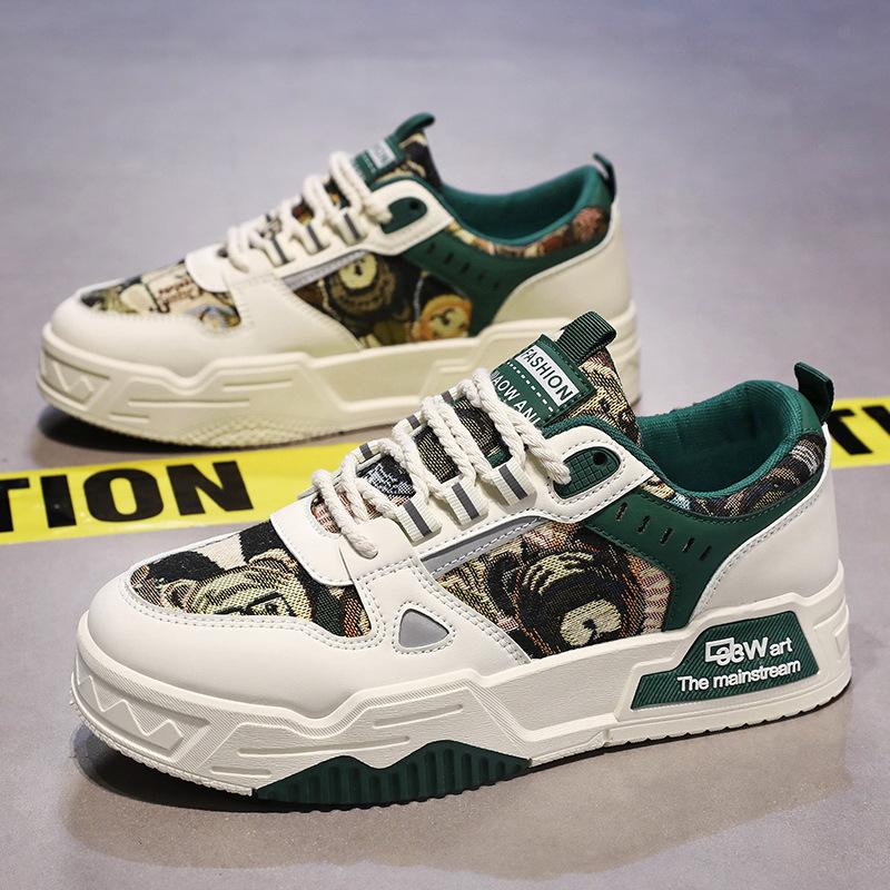 Frühling 2024 neue Board-Schuhe Herren atmungsaktiv lässig vielseitig Trend Koreanische Version für junge Leute Low-Top-Sportschuhe Plattform trendige Schuhe
