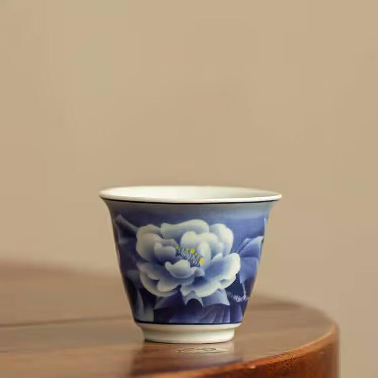 Blue And White Hibiscus Flower Master Cup Single Cup Ceramic Household Kung Fu Tea Set Tea Cup Personal Tea Cup Single Cup Tea Cup
