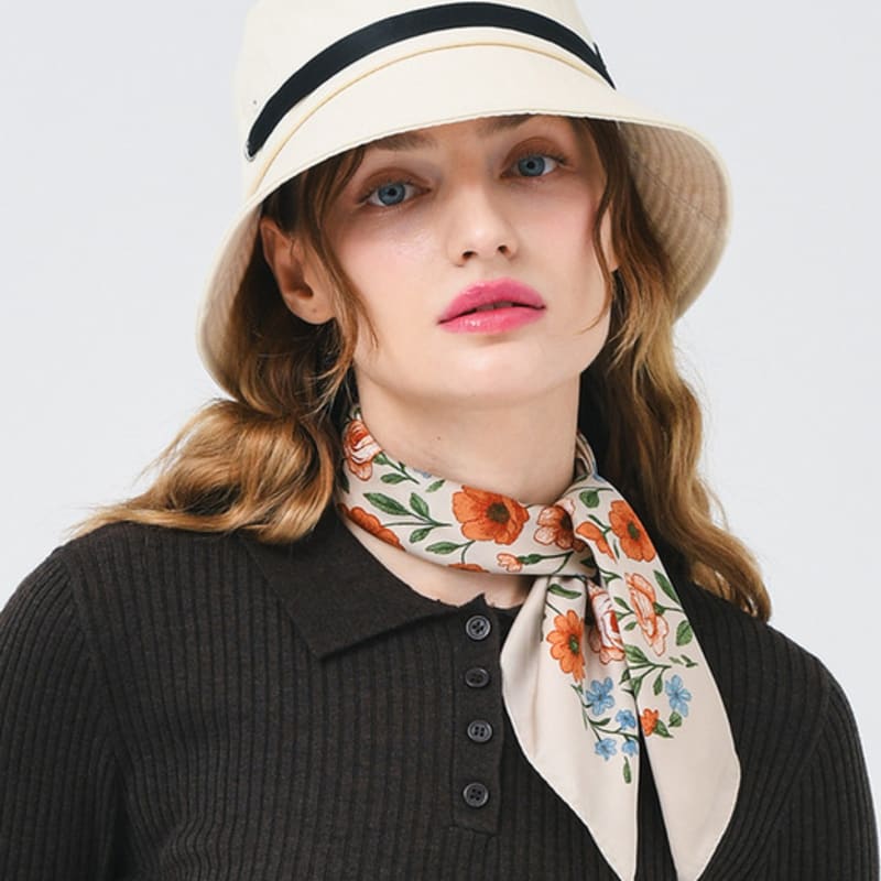 DOYOUKNOWMC ALL SEASON Peony Print Beige Petite Scarf