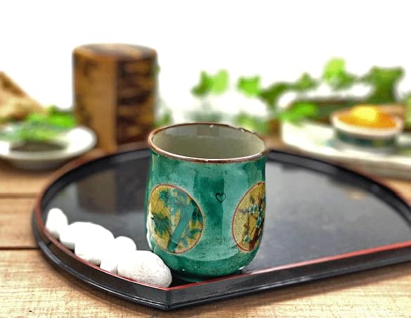 Kutani Large Round Crest Green Color [Tean Cup] Pine, Bamboo, Plum, [back Picture]