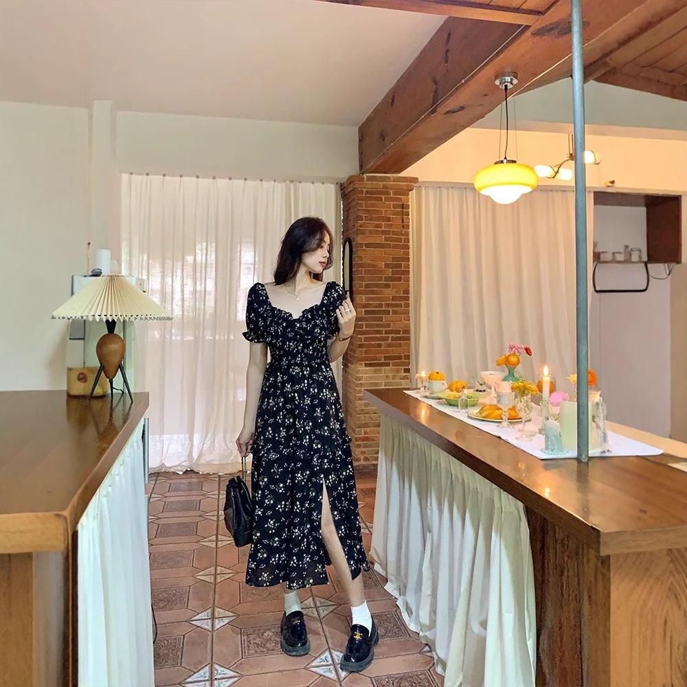 Summer New Thin Gentle Floral Vacation Travel Small Black Dress Medium and Long Temperament Dress