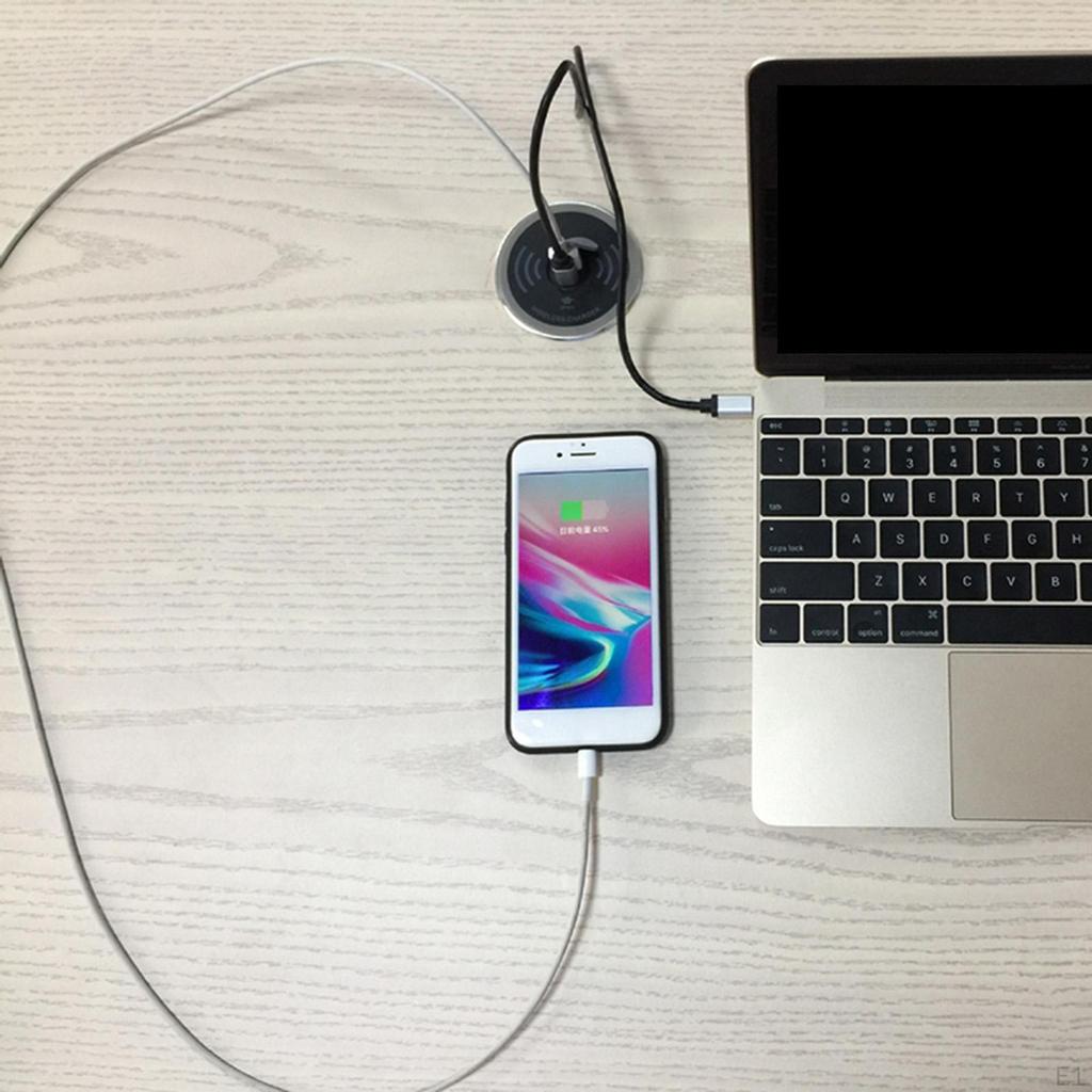 Charger Desktop Embedded with Charging Ports for Smartphones Standarded