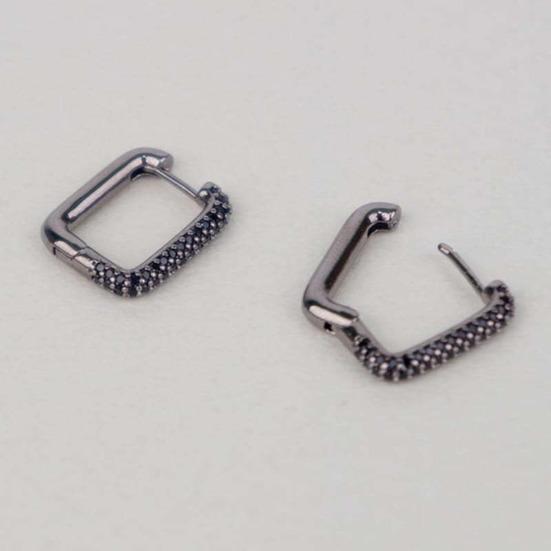 AUGUST ALICE Lumi Linea Square Black Ring Earring