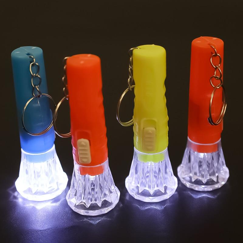 Flashligh Lamp Toy Mini Kids Party Favors LED Torch Birthday Gifts Wedding Guests Souvenir Filler Boys Girls School Prize Gift