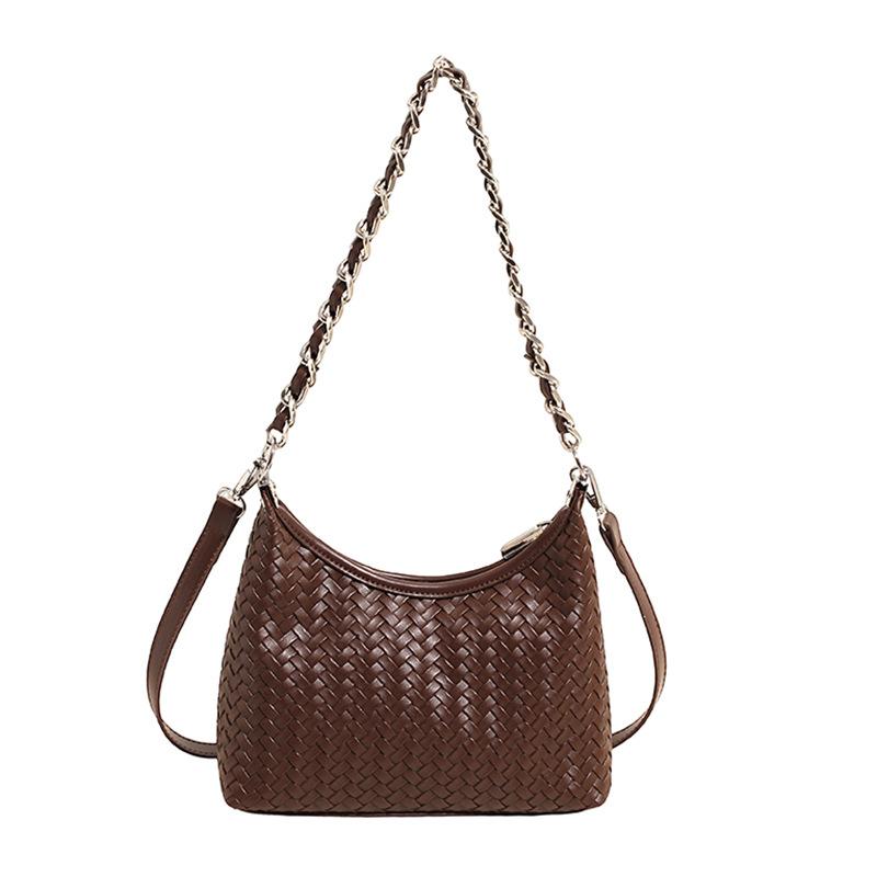 

High-end woven bag women s 2 summer new fashion commuter bag texture versatile chain messenger bag