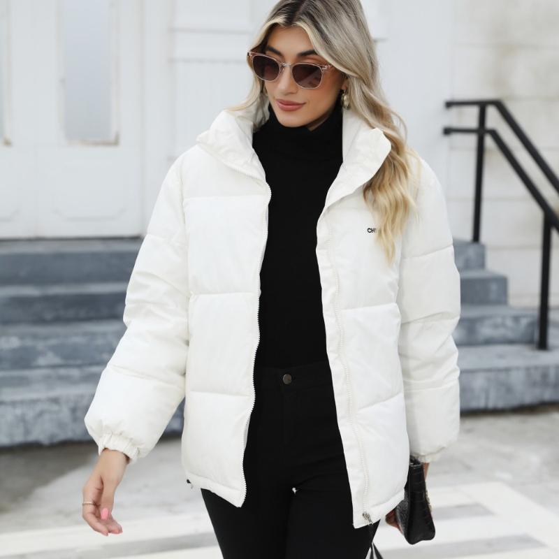 Осень-зима с длинными рукавами и полувысоким воротом на молнии — фото 3