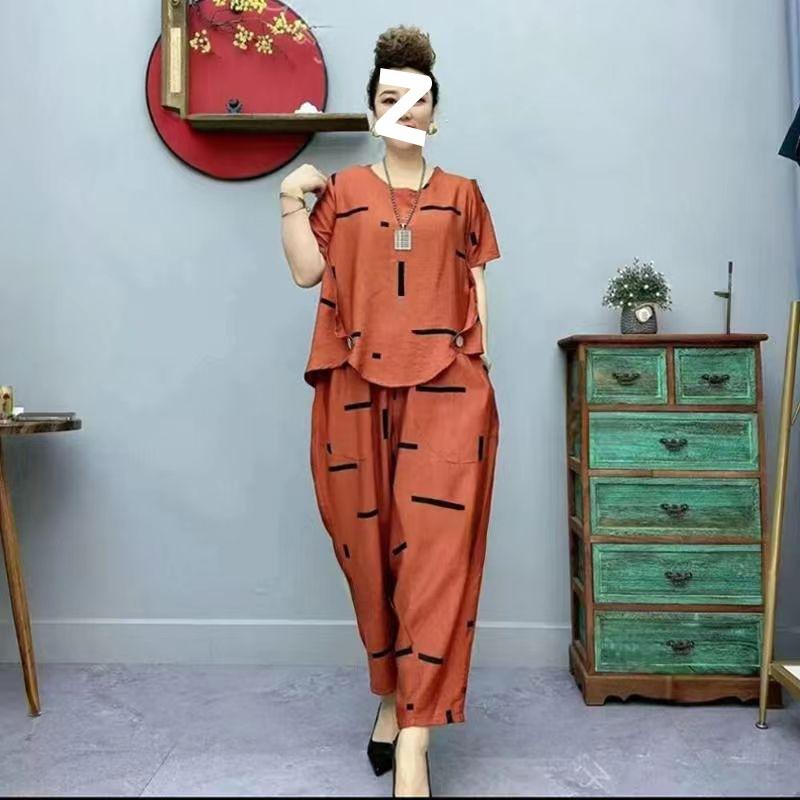 Large Size Middle-aged and Elderly Women's Summer Fashion Loose and Versatile Casual Two-piece Suit