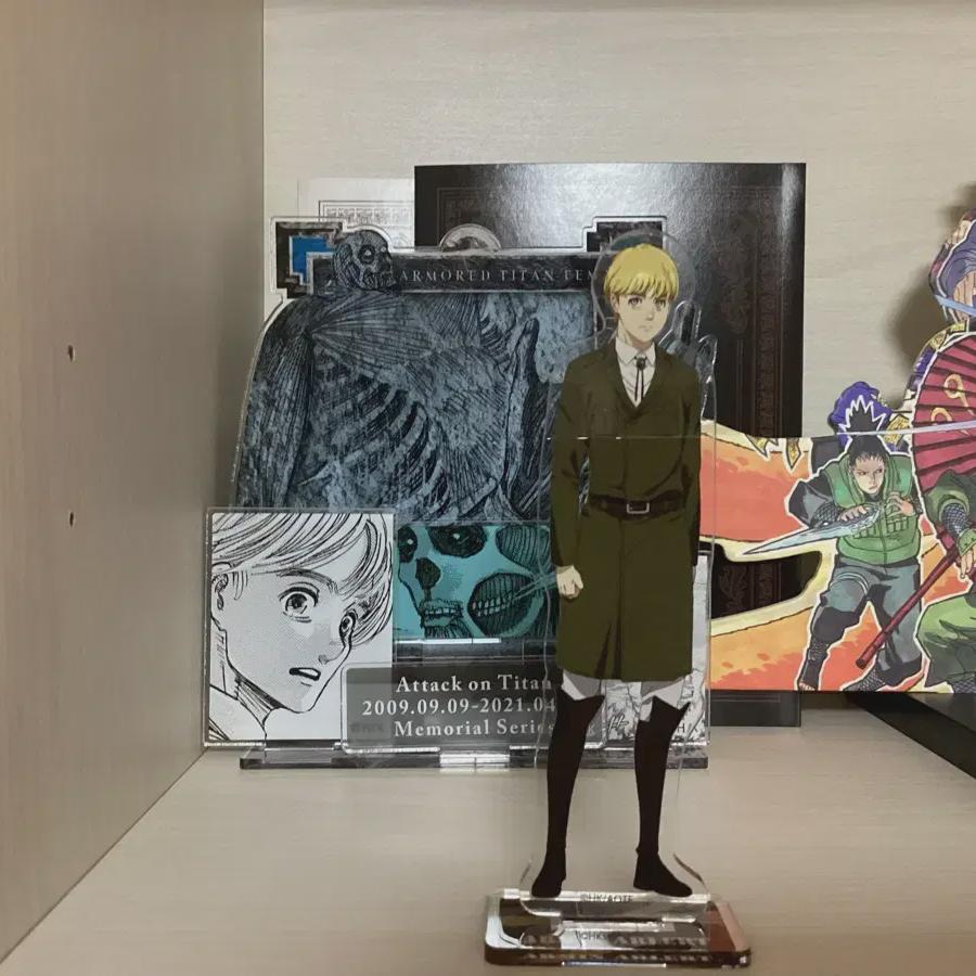 

Attack On Titan Armin Acrylic Stand