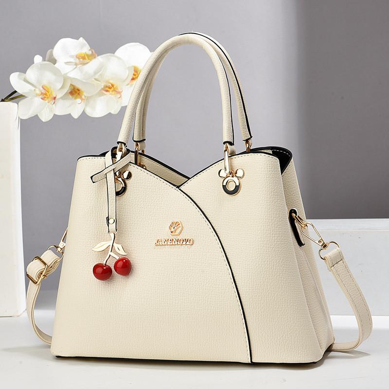 Fashionable Urban Style Large Capacity Tote Bag For Moms With Chic Design And Soft Pu Material