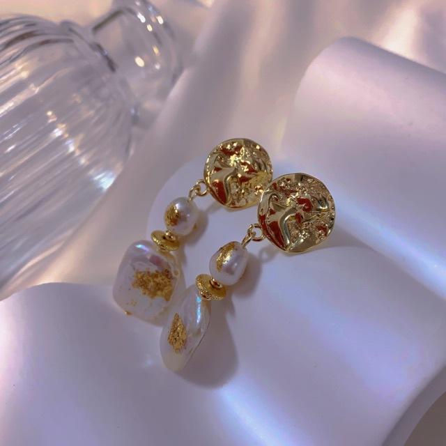 Flower Princess Queen Sicilian Vintage Baroque Pearl Gold Foil Stud Earrings Temperament French Among Earrings Silver Needles