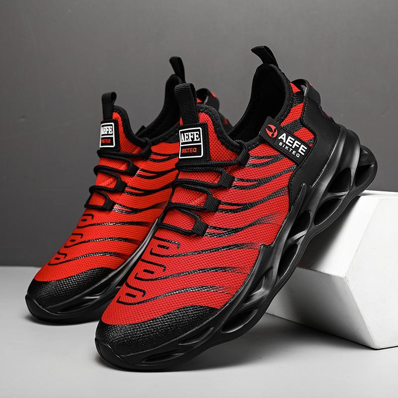Leichte Sportschuhe Herren Fly-Woven Mesh 2025 atmungsaktive Herrenschuhe Jinjiang Kaltklebe-Klingenschuhe Sneaker