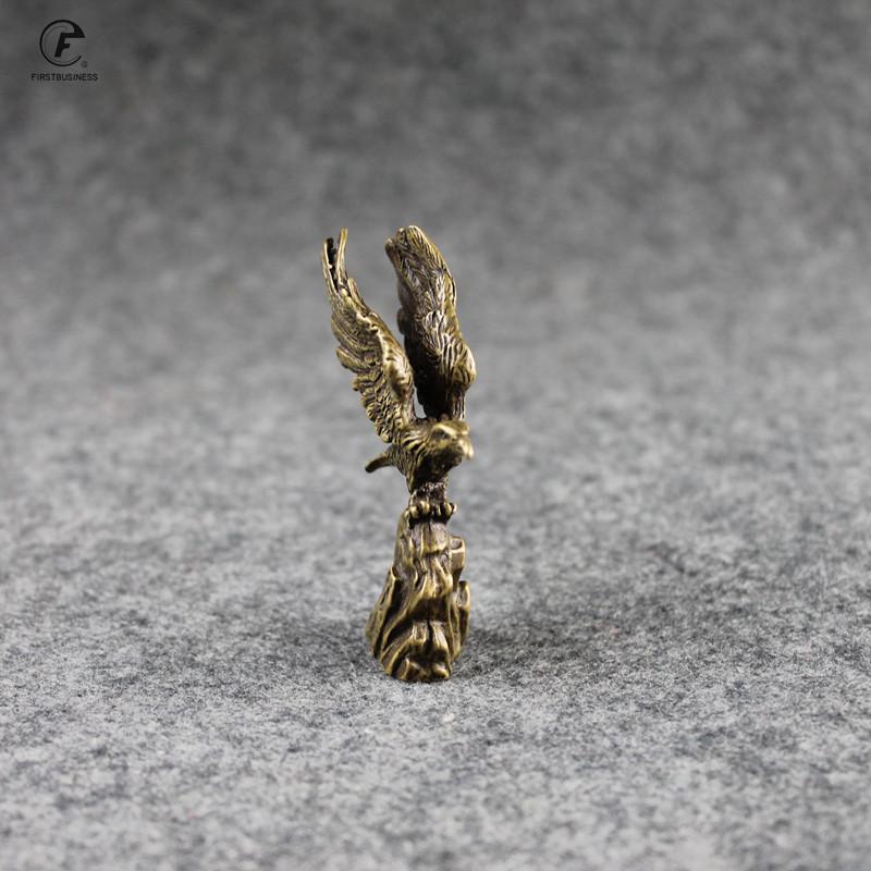Antique Solid Copper Ornaments Bronze Young Eagle Statue Brass Miniatures Figurines Home Decorations Office Desk Decor Tea Pets