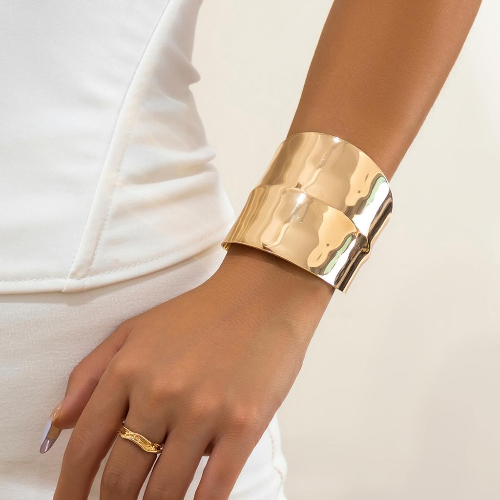 Salircon Vintage Asymmetric Wide Cuff Open Bangles Punk Aesthetics Adjustable Bracelet Women's Fashion Statement Party Jewelry