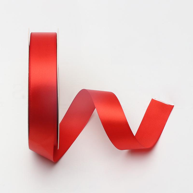 

Яркая полиэстеровая лента для упаковки цветов и подарков своими руками