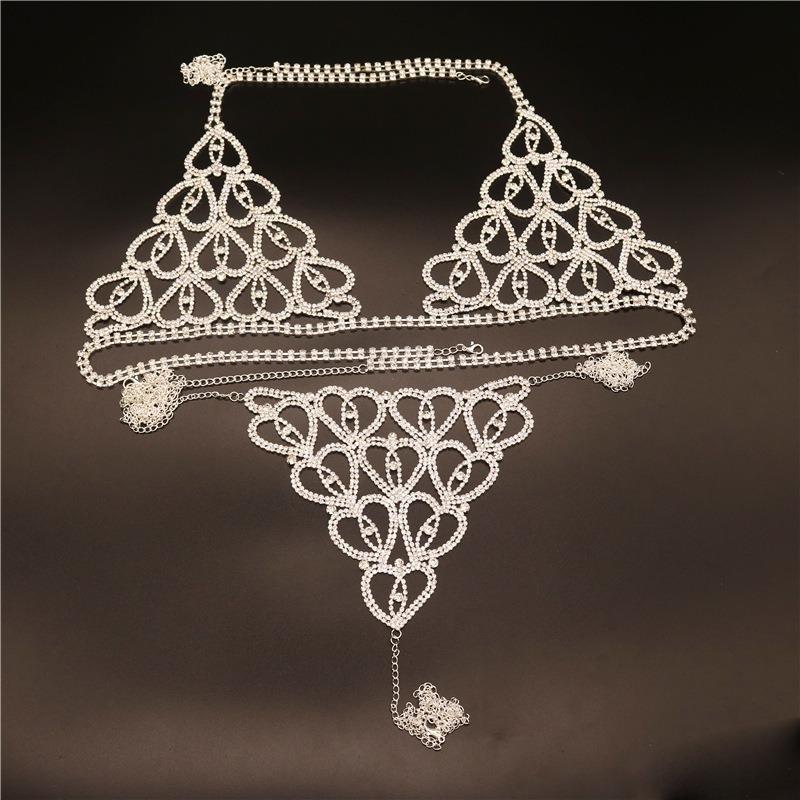 Sexy body chain, chest chain, fashionable luxury, heart-shaped rhinestone, lingerie set, nightclub clothing