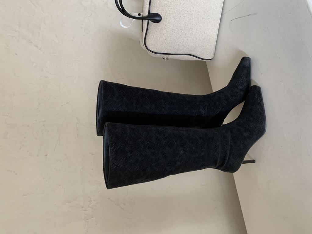 2025 Autumn and Winter New European and American Suede Square Heel High Heel Temperament French Fashion Sexy Beautiful Women Boots