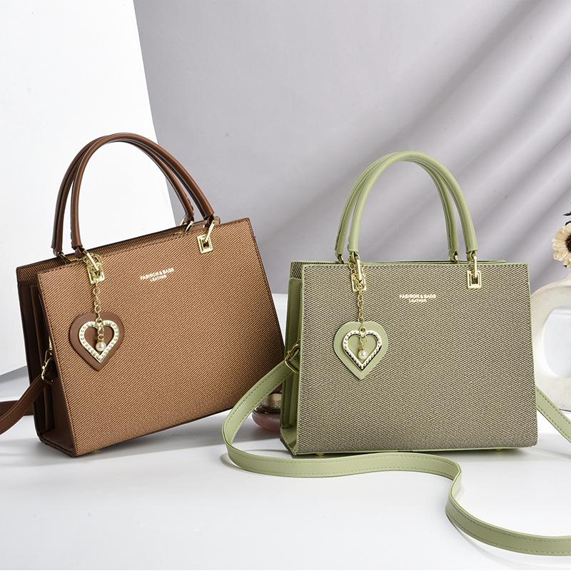 Bag Large Capacity Women's 2025 New Trendy Versatile Premium Handbag Era One Shoulder Crossbody Bag Women's Bag