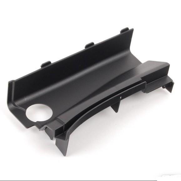 

Fender Trim for Mercedes-Benz W204 C200: Part Numbers 2048261124, 2048261224 Right Fender Trim