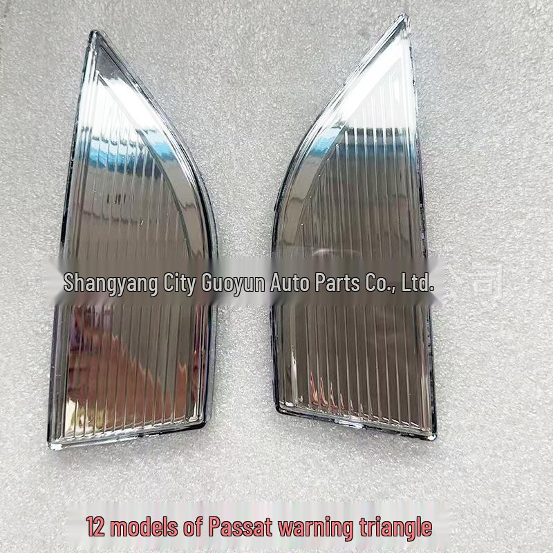 Fog Light Set for 12-15 US Passat Models - Assembly with Small Square Frame