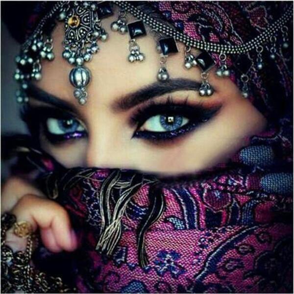 

Алмазная картина Женщина вышивка крестиком Алмазная художественная вышивка Портрет Полный дрель Круглый домашний декор Рукоделие Стразы Full Round 40x40CM