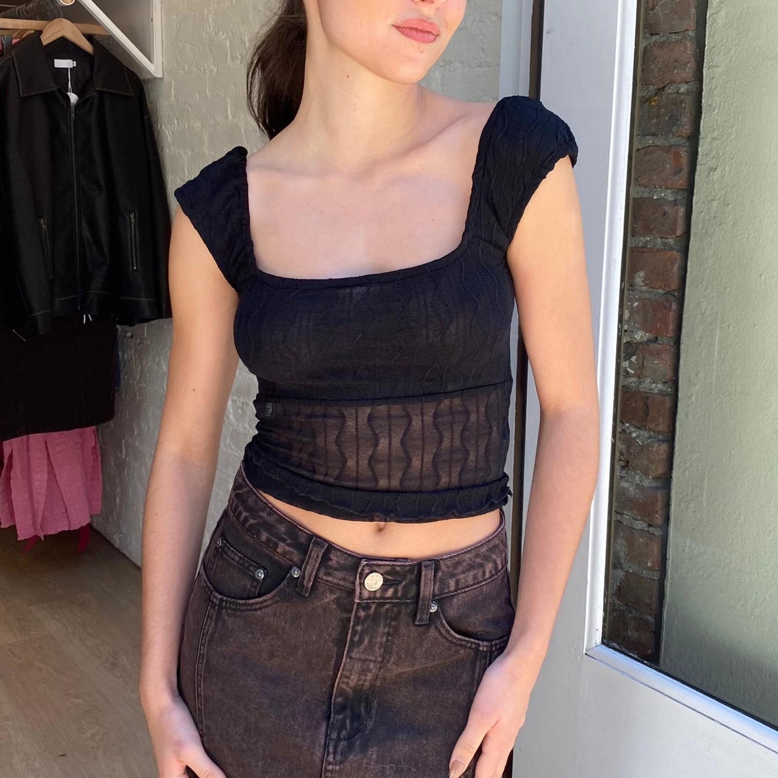 

Летние майки для женщин, майка-камисоль без рукавов, базовые однотонные сексуальные топы с U-образным вырезом M чёрный