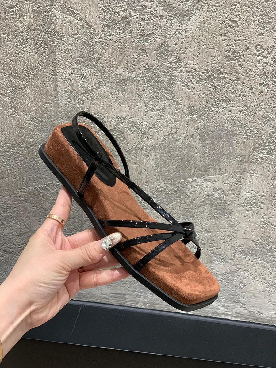 

French wedge heel retro temperament sandals women s 2025 summer wear new naked pink with skirt niche thin strap Roman shoes 35 чёрный