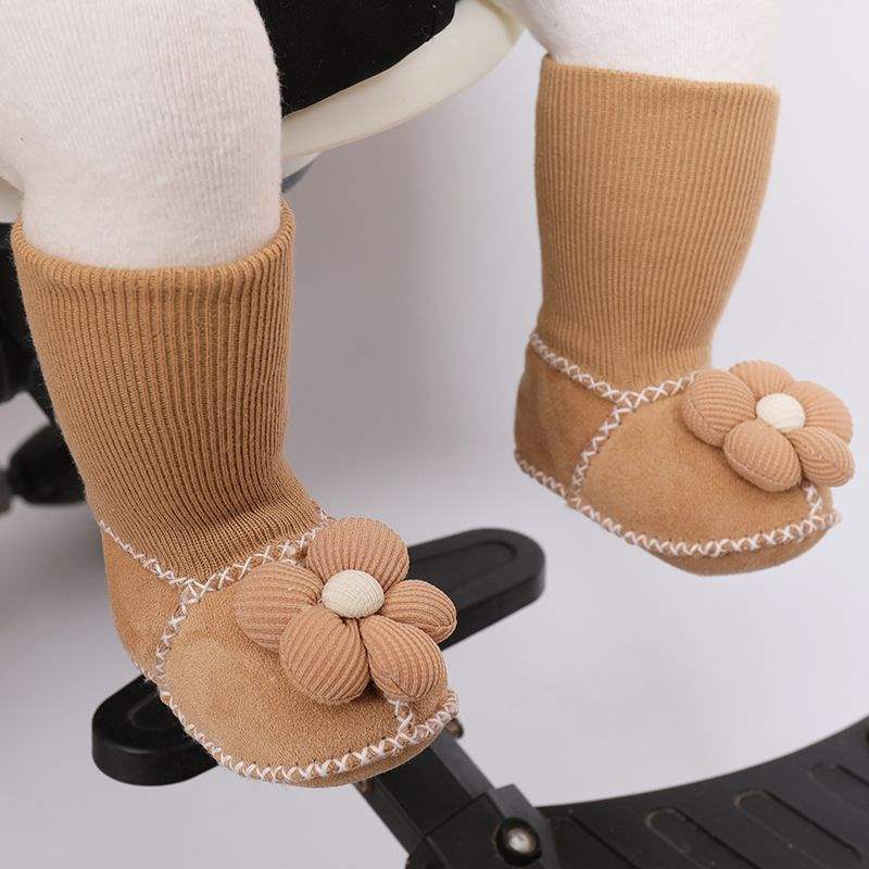 Winter Soft-soled Newborn Baby Cotton Shoes 0-6 Months Thickened Baby Anti-drop Socks Shoes Keep Warm and Do Not Lose Fluff Shoes