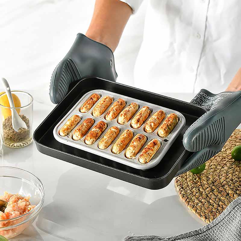 Forma na výrobu klobás 14 přihrádek Silikonová DIY Šunka Hot Dog Výrobní formy s víkem Kuchyňské Domácí Klobásy Nástroje na pečení dortů Formy